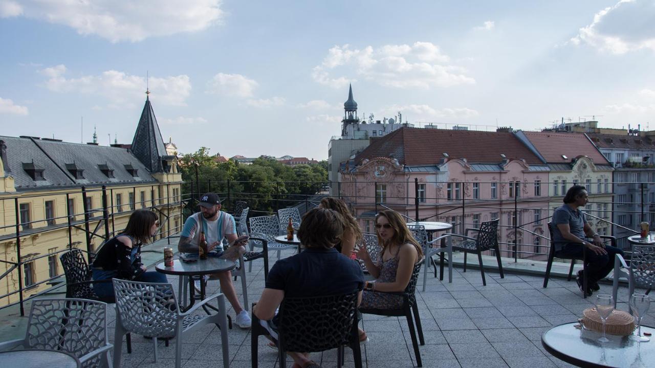 The Clock Inn Prague Ngoại thất bức ảnh